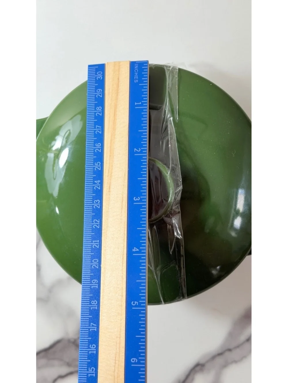 Green Brocc Your Body Round Ceramic Cocotte